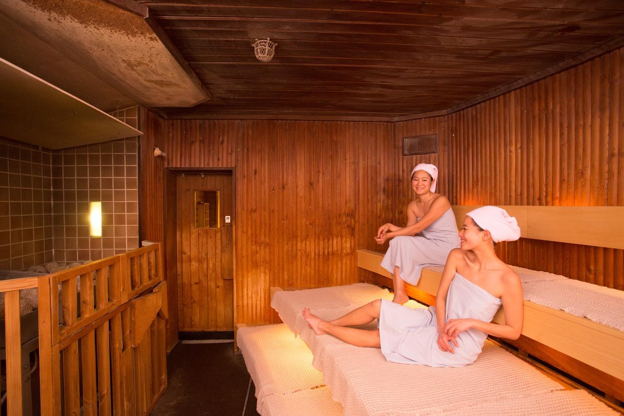 New Japan Lady'S Capsule Hotel Osaka Buitenkant foto